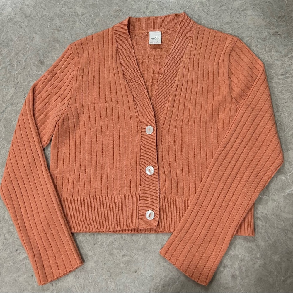 3/$20 Eusie Girls Coral Cardigan Sweater size M (7/8) Like New